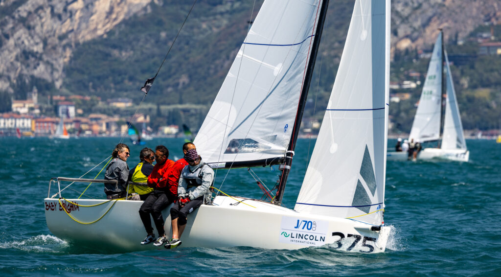 corso di vela per principianti su barca J70